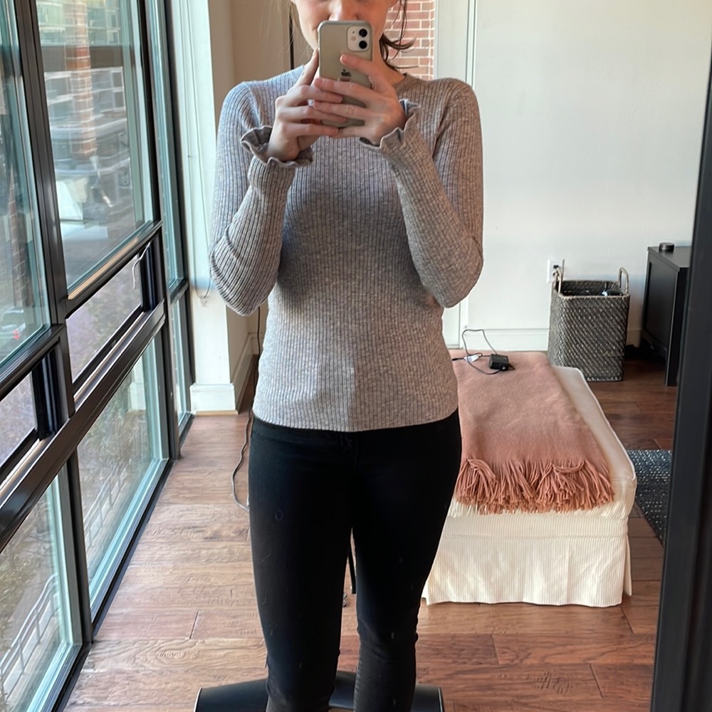 Grey la vie crew sweater
